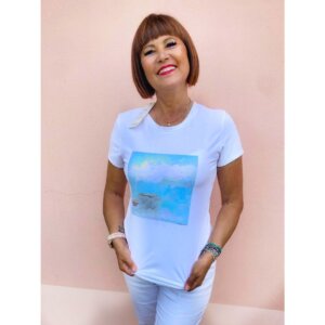 t-shirt bianca in cotone "un quadro sulla t-shirt" - un azzurro sconfinato